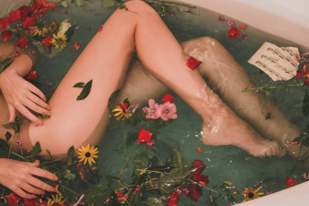Cinnamon Bath To Attract Wealth